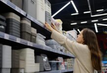 Sistema de Almacén Gratuito para un Almacenamiento Organizado